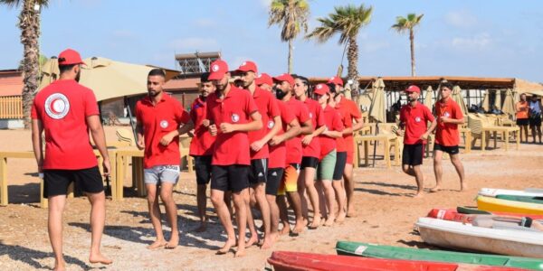 انتهاء الدورة الثانية للإنقاذ البحري.. الهلال الأحمر يفتتح أبراج النجدة على سواحل طرطوس