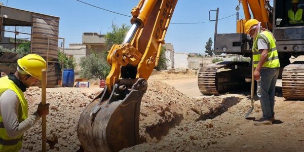 بالتعاون مع منظمة اليونيسف.. تحديث شبكة توزيع المياه في معرزاف بريف حماة