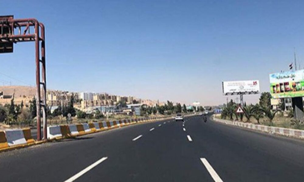 خبير اقتصادي للإخبارية: تحسين شبكة الطرق العالمية يعزز حركة نقل البضائع عبر سوريا