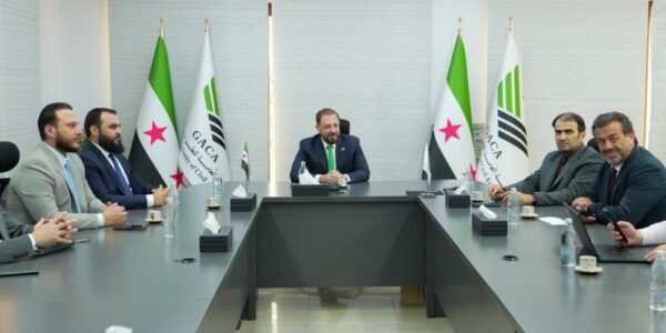 محادثات مع شركتين من الكويت وتركيا لتحديث مطار دير الزور