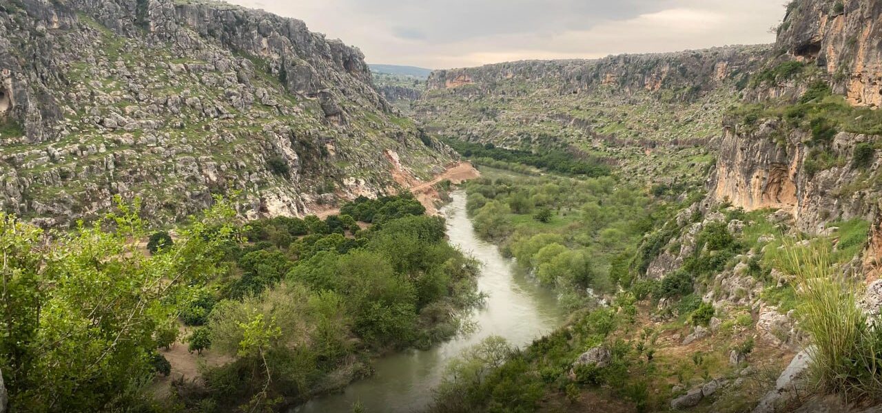 أحوال جوية اعتيادية للصيف ودرجات الحرارة أقل من المتوسط في أغلب أنحاء سوريا