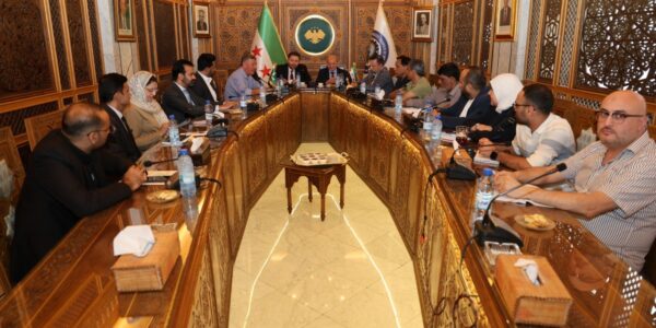 اجتماعات ثنائية ومساعٍ لإنشاء مجلس مشترك لرجال الأعمال السوري-الباكستاني خلال فعاليات معرض دمشق الدولي.
