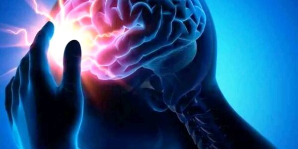ارتفاع درجات الحرارة وسوائل لزجة.. تزايد احتمالات الإصابة بالسكتات الدماغية في الصيف الحار