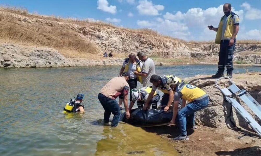استخراج جثث 4 أشخاص منهم طفلان في واقعتين للغرق شمال حلب