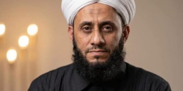 الأوقاف: نراقب استقصاءات حادثة مقتل الشيخ عبد الرحمن الجاعد في ريف حلب.