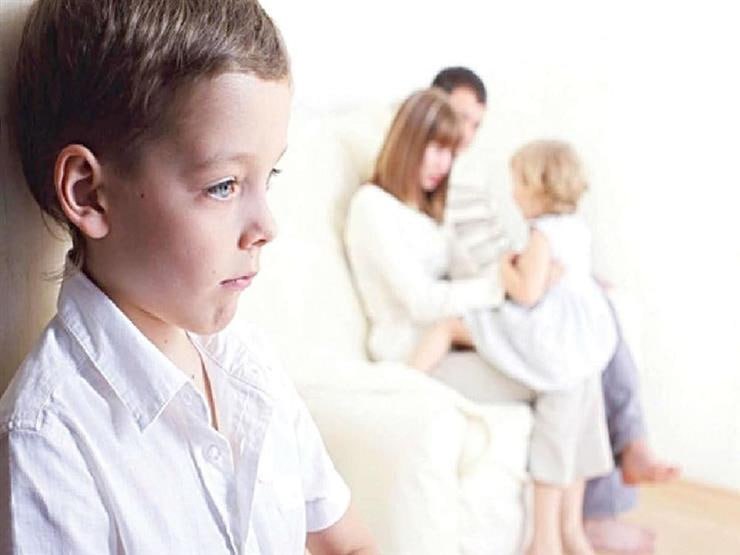 التفريق بين الأولاد مشكلة عائلية خطيرة تهدد استقرار الأسرة