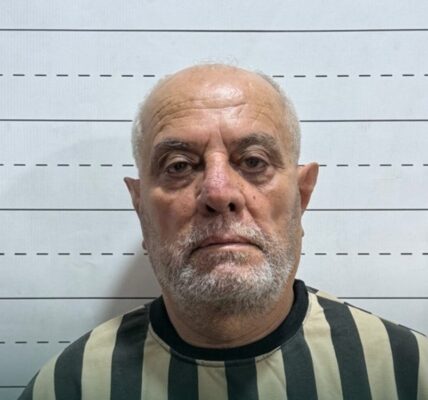 الداخلية تتلقى من الجهات اللبنانية القائد عادل عيسى