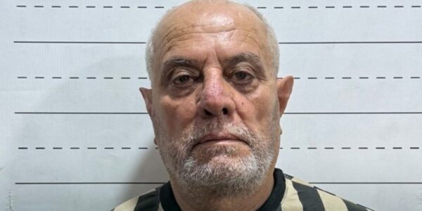الداخلية تتلقى من الجهات اللبنانية القائد عادل عيسى