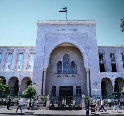 انطلاق محاكمة محمد عكاش الساميز أمام الجنايات الرابعة في دمشق