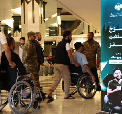 "بطولات شفاء صنعت الفوز".. وزارة الدفاع تقيم اللقاء العام للمصابين العسكريين في دمشق