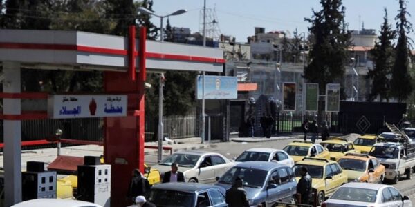 "تشكيل لجنة من قبل وزارة الطاقة للتحقيق في مسببات قلة الوقود بدمشق ومحيطها"