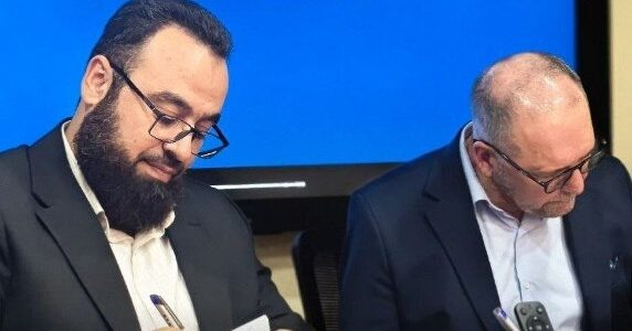 سوريا وفرنسا تتجهان لشراكة اقتصادية لتحديث مصنع معالجة الفوسفات بقدرة 1.2 مليون طن سنوياً
