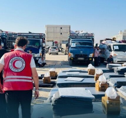 في إطار رؤية "سوريا دون مخيمات".. رجوع 61 أسرة من مخيمات أعزاز في ريف حلب إلى مناطقها