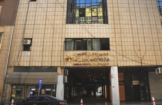 مؤسسة الملابس الجاهزة.. مساعٍ لإصلاح المسار الإنتاجي وتحسين أوضاع العاملين