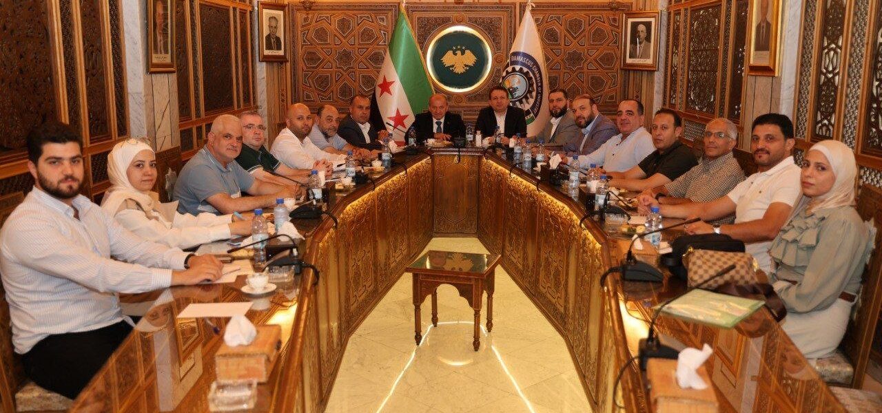 مطالبات من مُنتجي دمشق ومحيطها بإيجاد حلول شاملة لإنقاذ صناعة الأغذية والتغلب على العقبات التي تواجهها