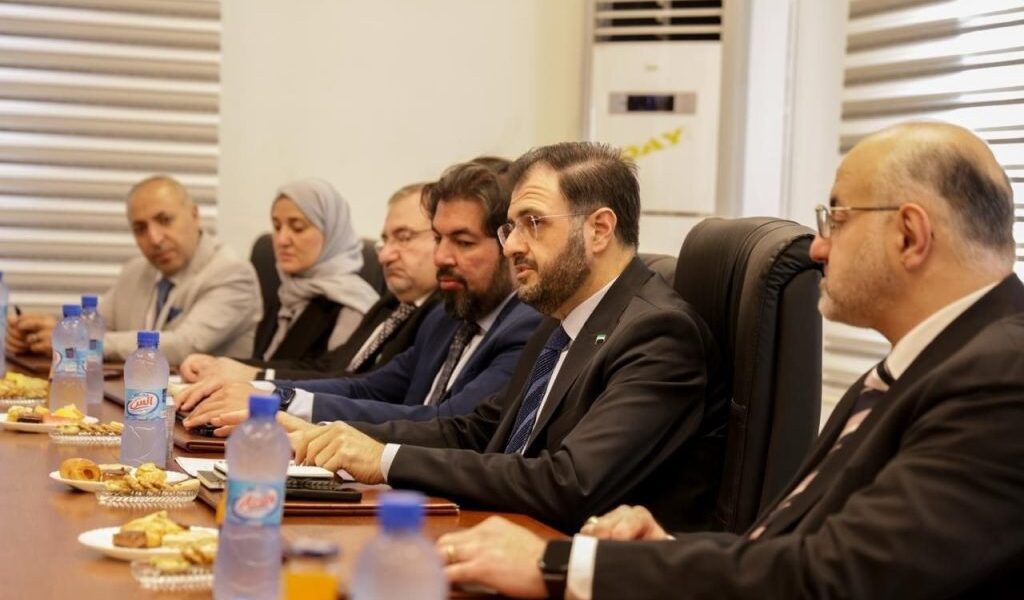 مناقشة بين وزارة الاتصالات والهيئة التنظيمية لتحديث إشراف يتماشى مع تغييرات قطاع الاتصالات