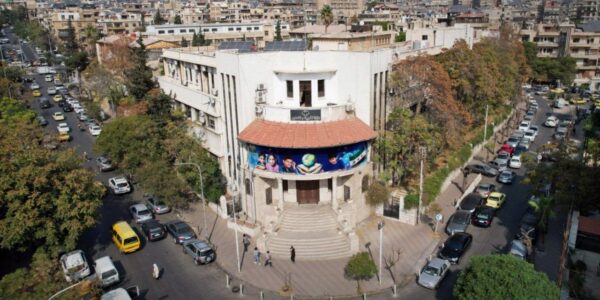 وزارة التعليم تكشف عن اعتماد مناهج تعليمية موحدة في جميع المناطق للعام 2026 – 2027
