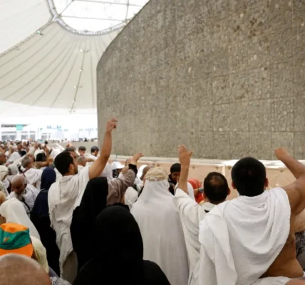 وزارة الخارجية تفتح باب التقديم لقرعة الحج لسنة 2027 في أوروبا والخليج