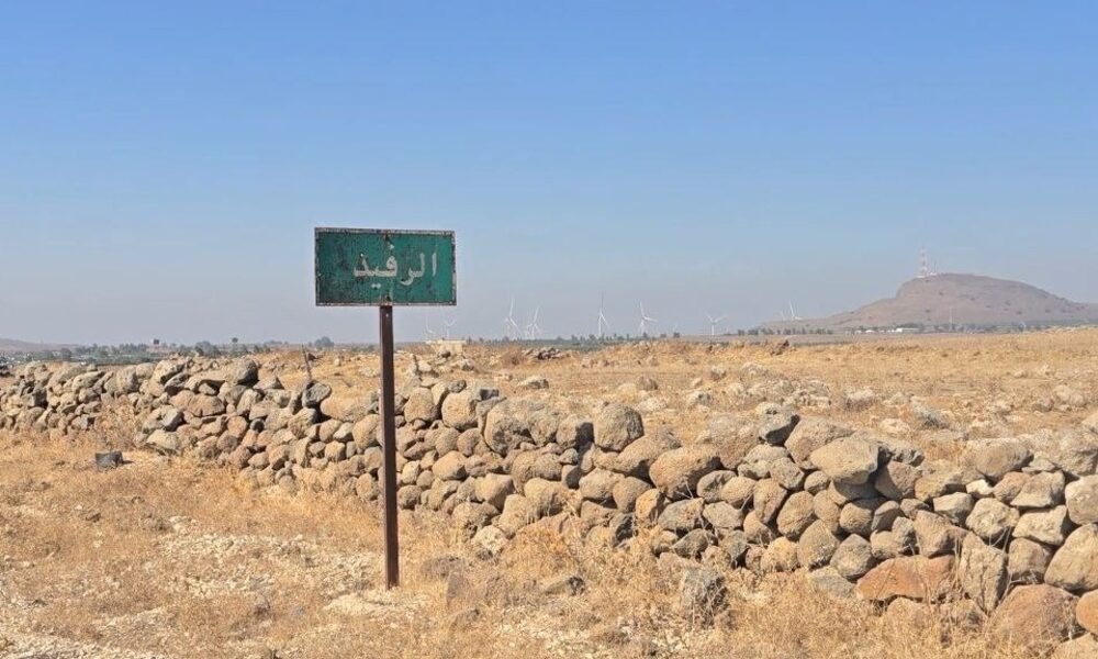 القوات الإسرائيلية تتقدم غرب الرفيد وتحقق مع مربي الماشية