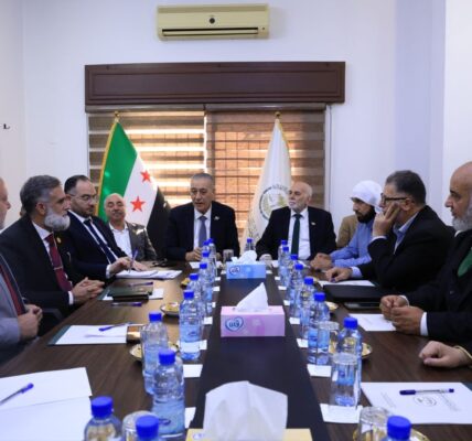 الهيئة الوطنية تناقش مع البرلمان مشروع قانون العدالة الانتقالية المقترح