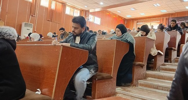 بعد سنوات طويلة.. إصرارهم أعادهم لتحقيق آمالهم المؤجلة في الجامعات