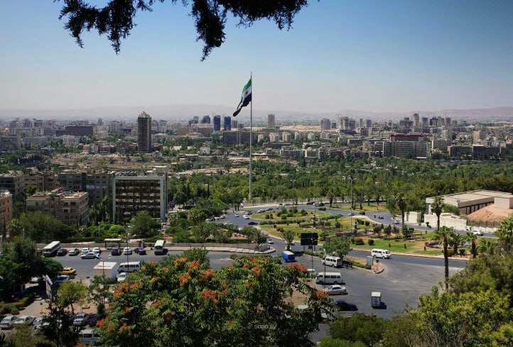 تقلبات جوية اليوم وغداً واحتمالات هطول أمطار متفرقة