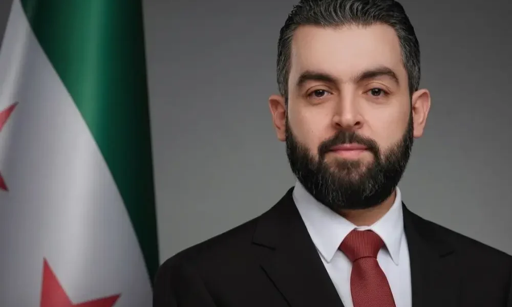 عنجراني يناقش مع حاكم حماة مواضيع تتعلق بالعقارات والتنظيم وإعادة بناء المناطق المتأثرة