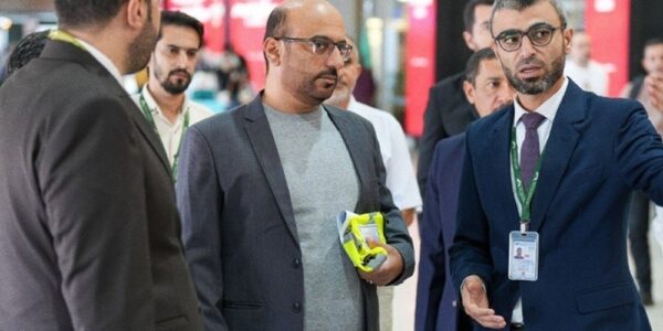 لبدء تسيير رحلاتها.. فريق من طيران السلام العمانية يزور مطار دمشق الدولي