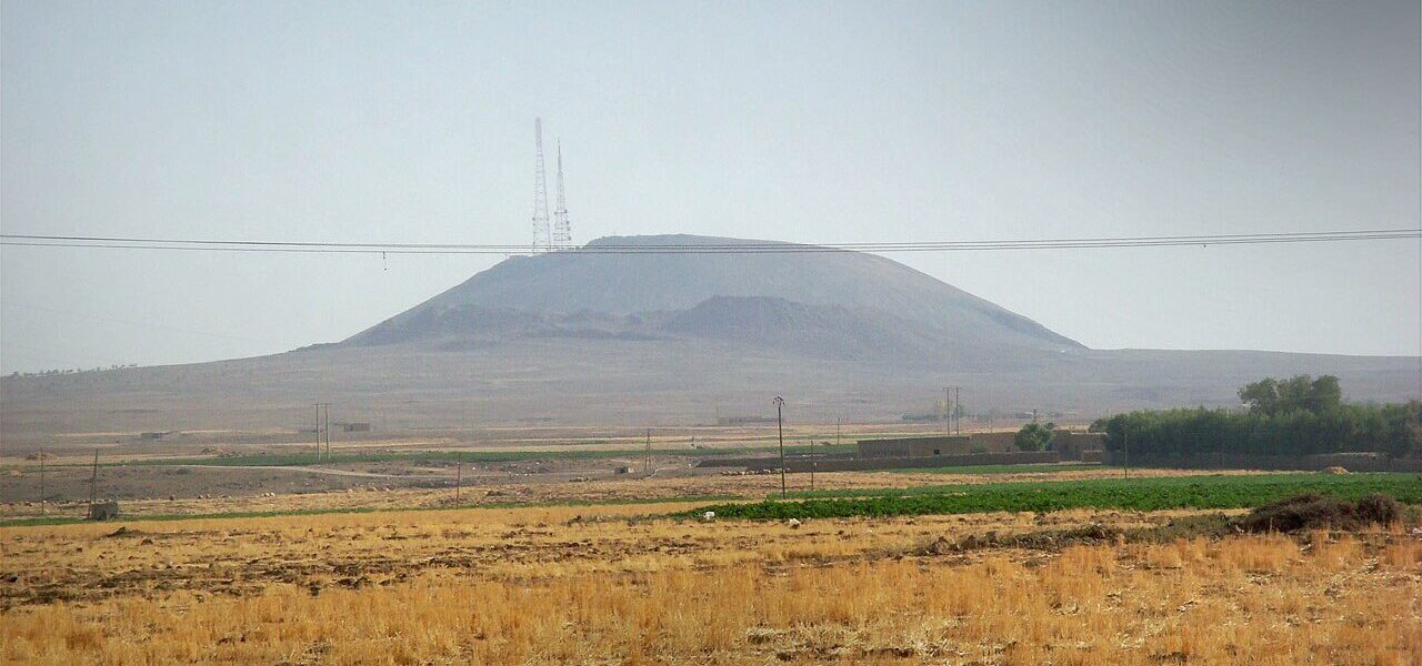 مؤشرات جيولوجية أولية تشير لظاهرة الأبخرة والانخسافات بجبل كوكب في الحسكة