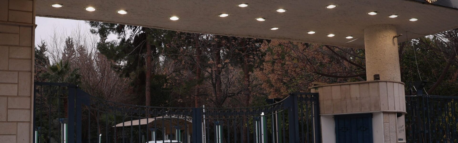 هيئة الطوارئ تنبه إلى تقلبات جوية تتعرض لها الدولة غدًا.. زخات مطرية رعدية وعواصف ترابية وإمكانية ظهور «دوامة بحرية»