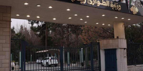 هيئة الطوارئ تنبه إلى تقلبات جوية تتعرض لها الدولة غدًا.. زخات مطرية رعدية وعواصف ترابية وإمكانية ظهور «دوامة بحرية»
