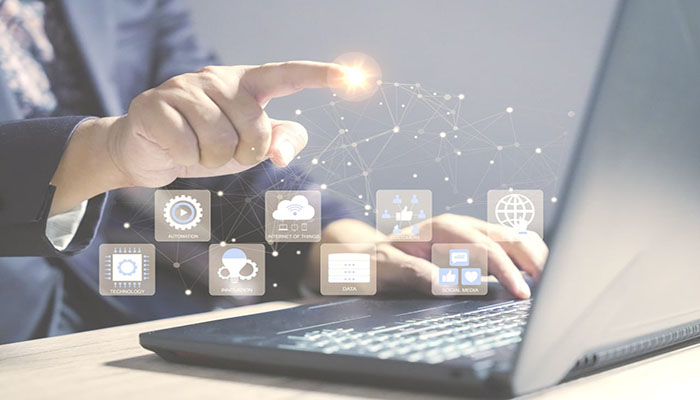 التكنولوجيا الرقمية تعيد تشكيل إدارة القوى العاملة.. فهل تضمن حقوق الموظفين؟