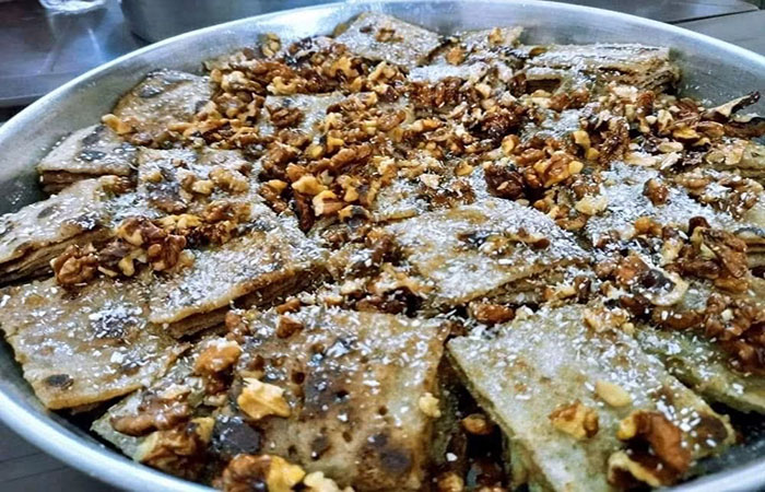 السياييل.. دهن ينساب بين الخبز وقصص تُحكى حول اللهيب