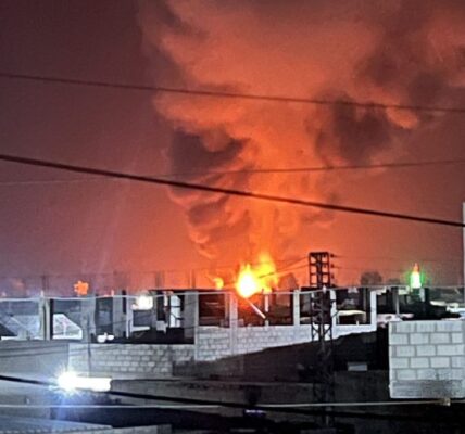السيطرة على حريق في مستودع وقود بحي النشوة الغربية في الحسكة