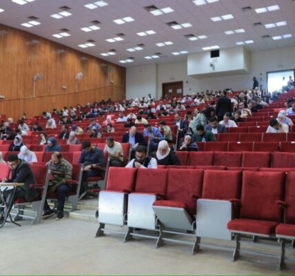 الوزارة تقوم بتقييم لـ2737 متقدماً لوظائف الجهازين الدبلوماسي والإداري
