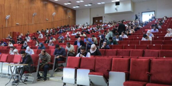 الوزارة تقوم بتقييم لـ2737 متقدماً لوظائف الجهازين الدبلوماسي والإداري