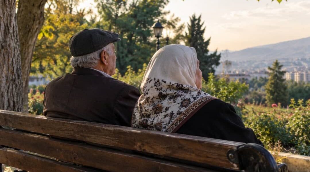بعد انتهاء الخدمة.. كيف يشغل الشخص كل هذه الساعات؟