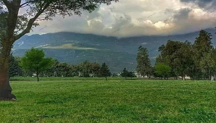 تراجع في درجات الحرارة وهطول أمطار رعدية كثيفة حتى يوم السبت
