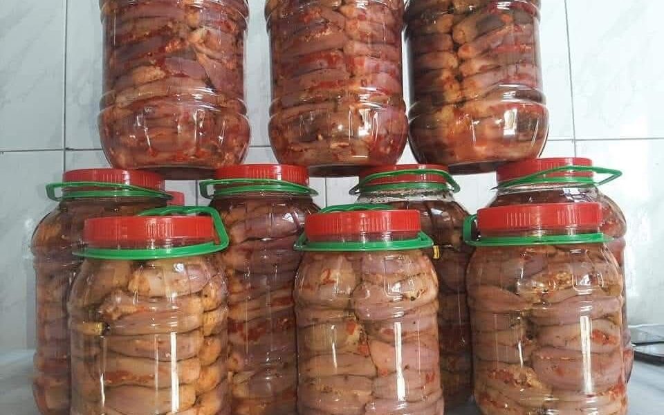 تكلفة المكدوس.. زيادة الأسعار تدفع العائلات في حوران لتقليص مستلزماتها