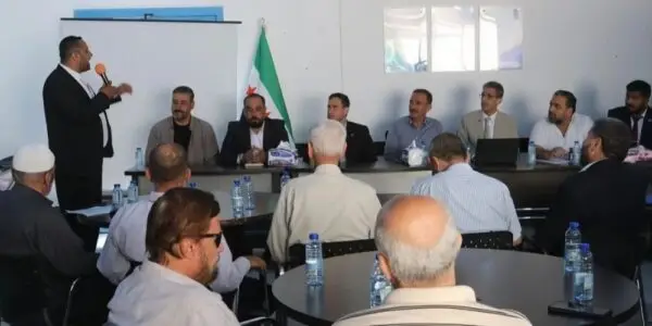 دير الزور.. هيئة العدالة الانتقالية تناقش مطالب ذوي الضحايا والناجين في الميادين