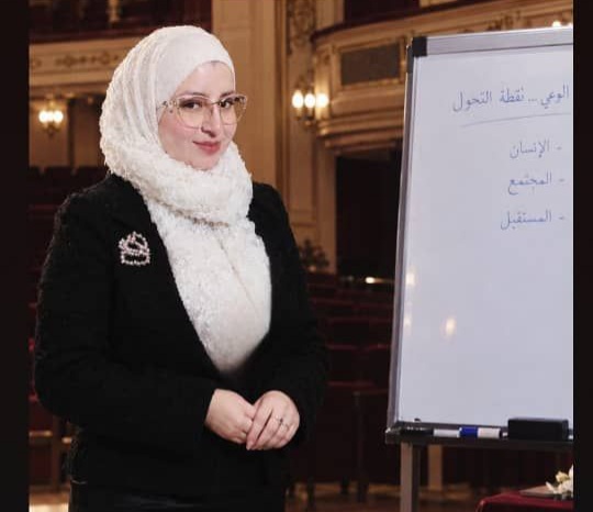 صغار يكشفون خباياهم للذكاء الاصطناعي.. وخبيرة تنبه من ضعف الاتصال مع الأهل والرفاق