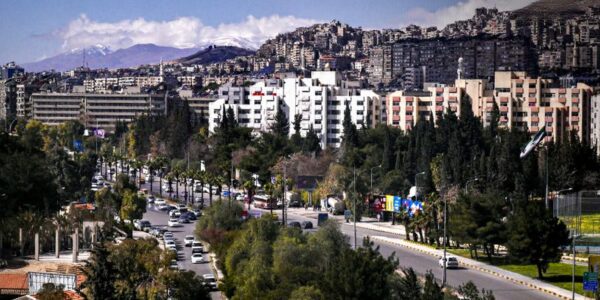 طقس بارد وهطول أمطار رعدية في بعض المناطق